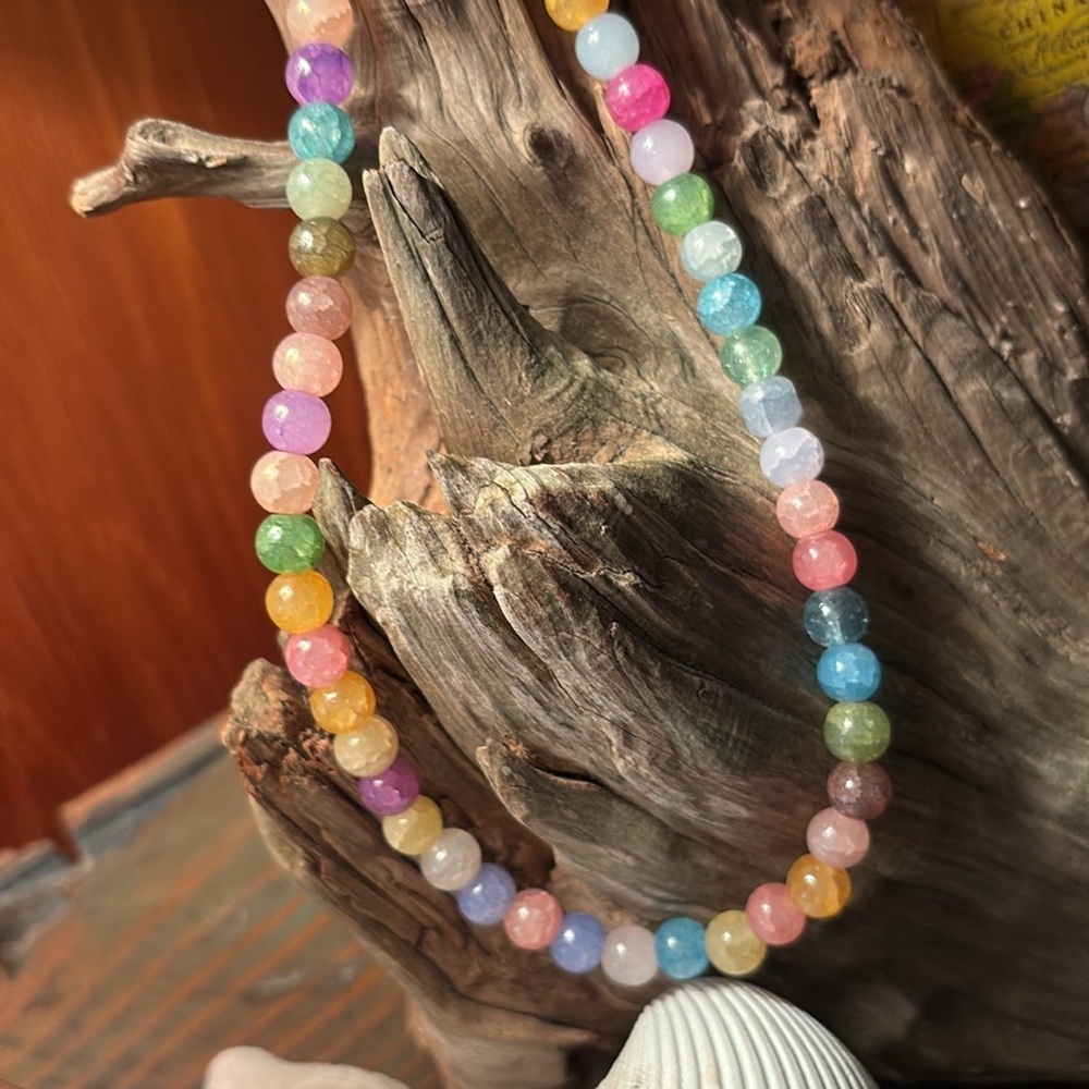 NWT Pastel Gemstone Beaded Necklace - Picture 2 of 6